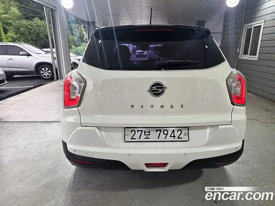 SsangYong TIBOLI 2015 1.6 автомат (гидро), фото 6