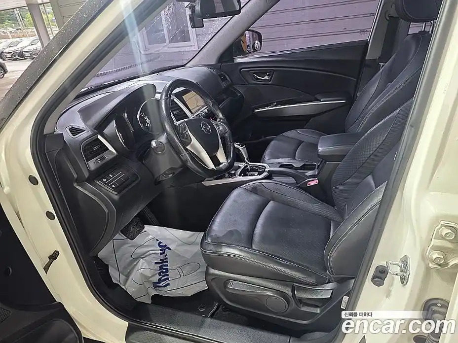 SsangYong TIBOLI 2015 1.6 автомат (гидро), фото 8