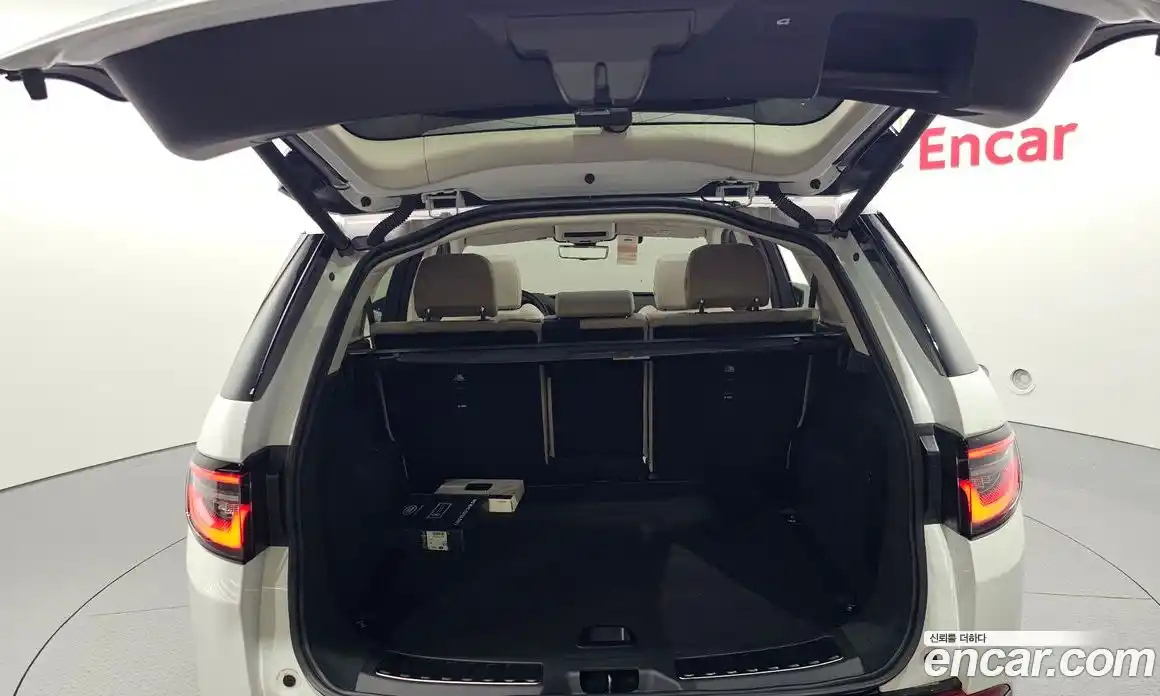Land Rover Discovery Sport 2025 2.0 автомат (гидро), фото 26