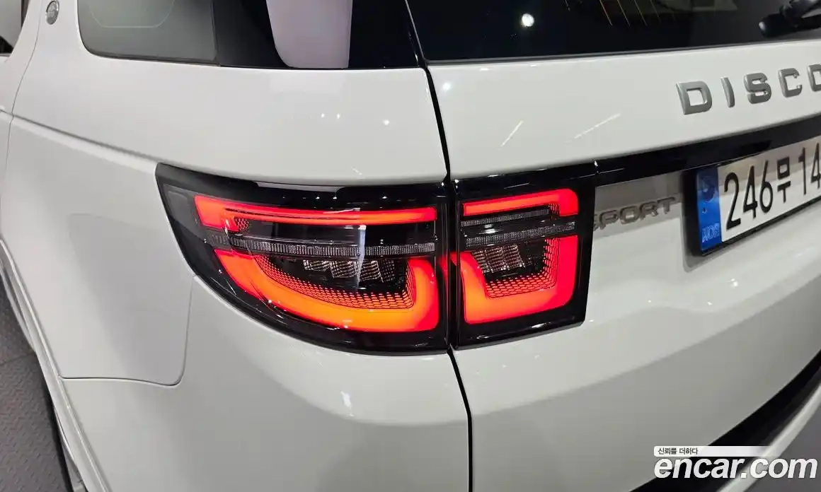 Land Rover Discovery Sport 2025 2.0 автомат (гидро), фото 9