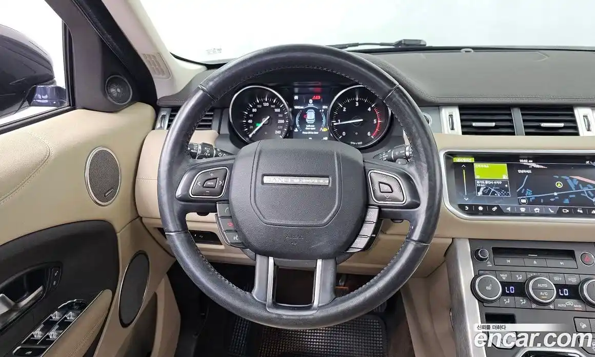 Land Rover Range Rover Evoque 2018 2.0 автомат (гидро), фото 19