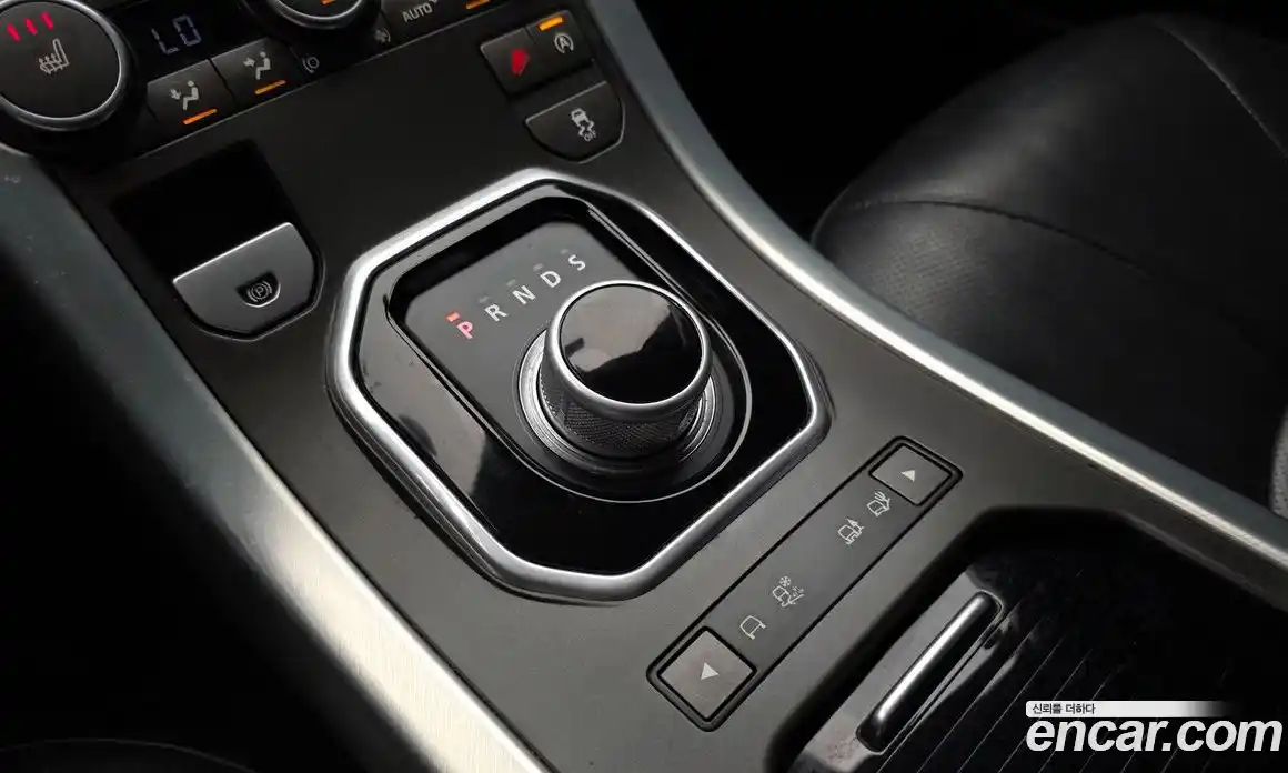 Land Rover Range Rover Evoque 2016 2.0 автомат (гидро), фото 9