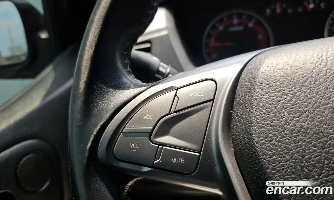 SsangYong Korando 2015 2.0 автомат (гидро), фото 14