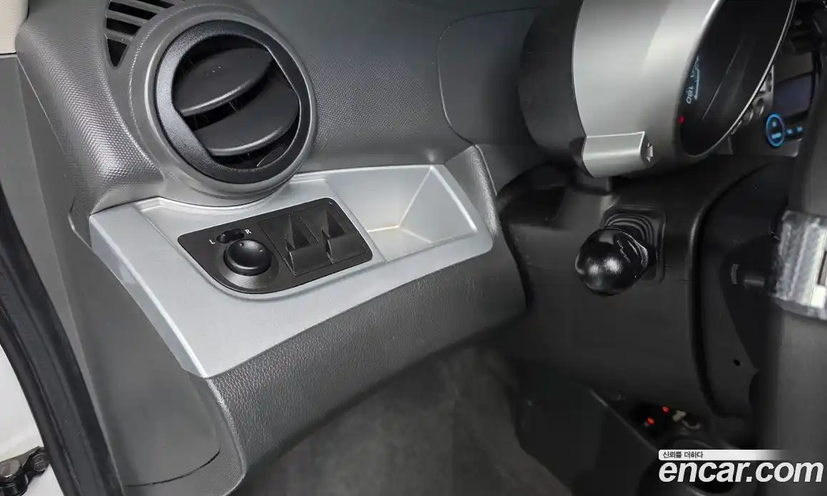 Chevrolet Spark 2012 1.0 автомат (гидро), фото 12