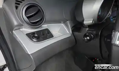 Chevrolet Spark 2012 1.0 автомат (гидро), миниатюра 12