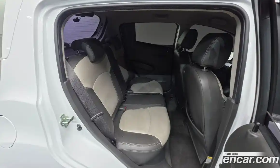 Chevrolet Spark 2012 1.0 автомат (гидро), фото 18