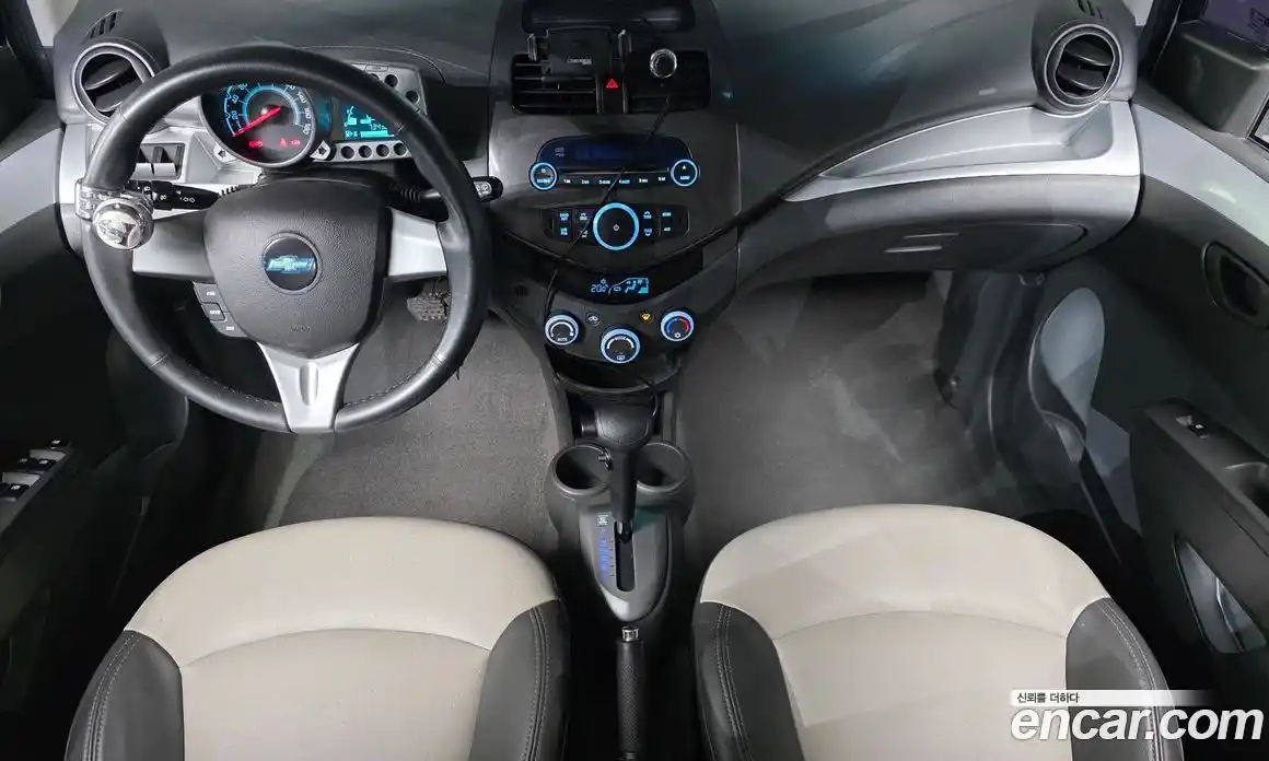 Chevrolet Spark 2012 1.0 автомат (гидро), фото 7