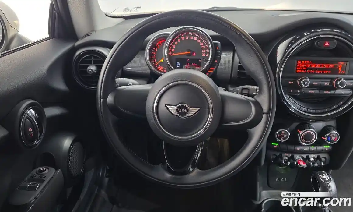 Mini Cooper 2014 1.5 автомат (гидро), фото 13