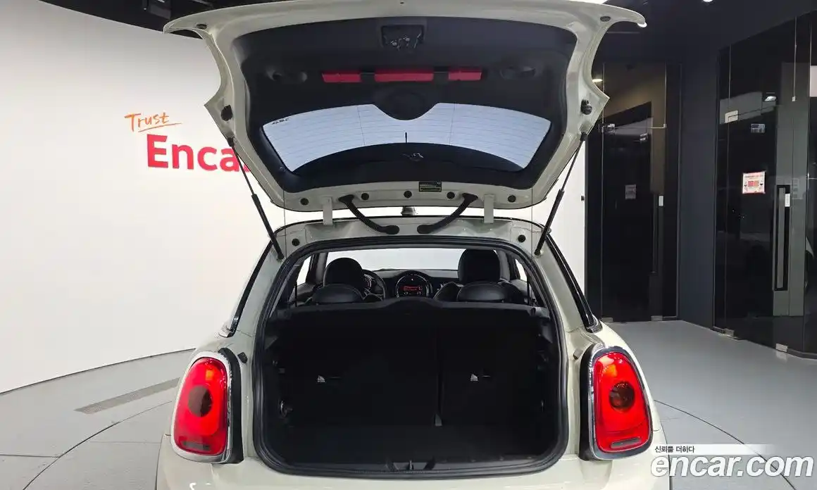 Mini Cooper 2014 1.5 автомат (гидро), фото 20