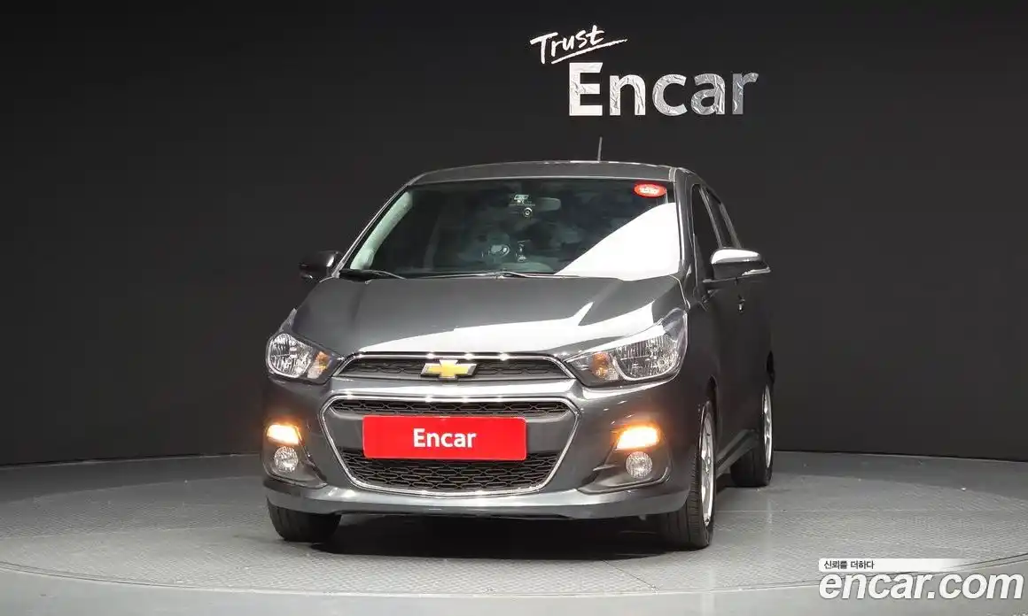 Chevrolet Spark 2016 1.0 автомат (робот), фото 3