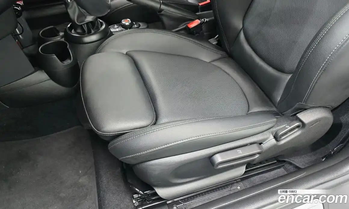 Mini Cooper 2018 1.5 автомат (гидро), фото 32