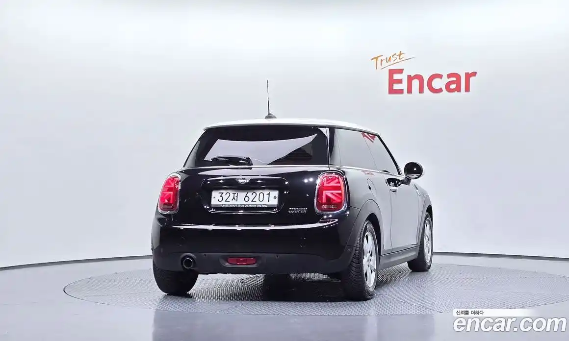 Mini Cooper 2018 1.5 автомат (гидро), фото 4