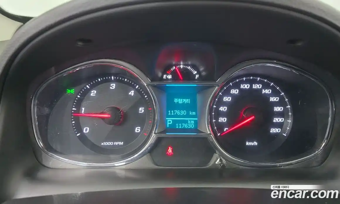 Chevrolet Captiva 2015 2.2 автомат (гидро), фото 8