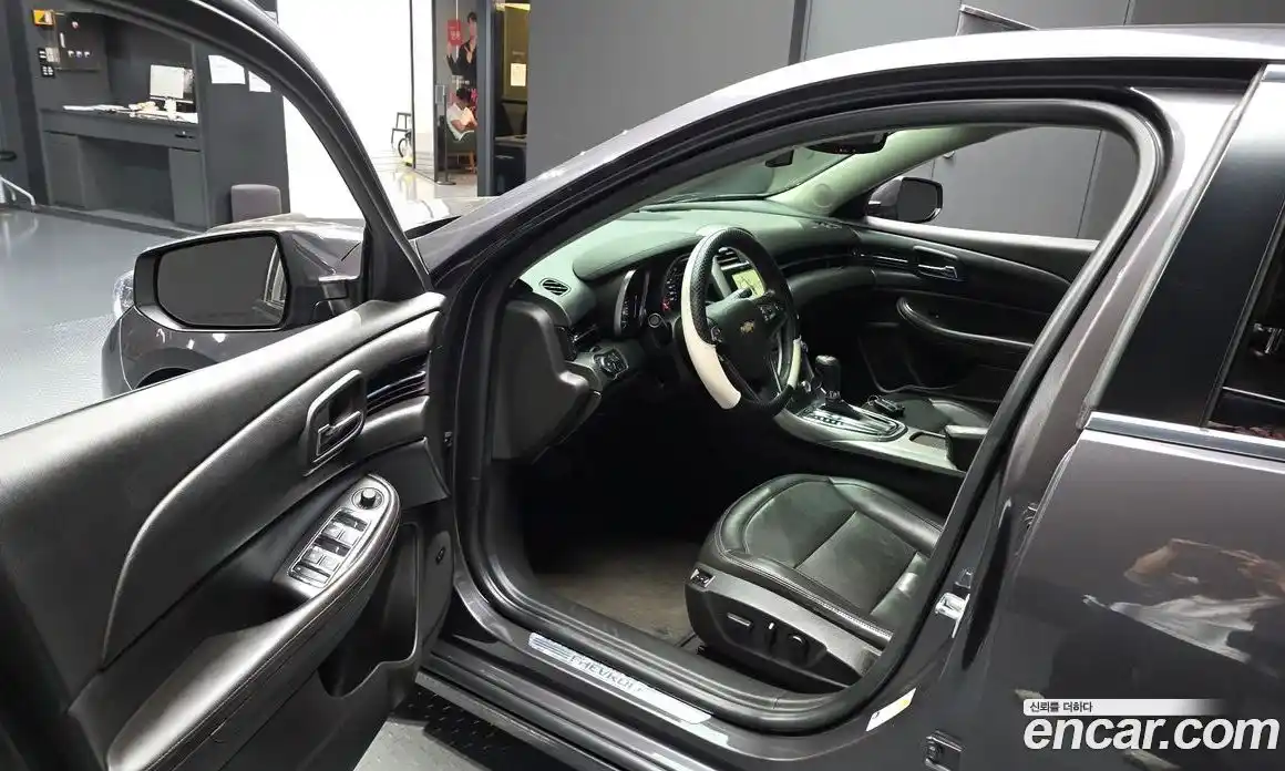Chevrolet Malibu 2015 2.0 автомат (гидро), фото 13