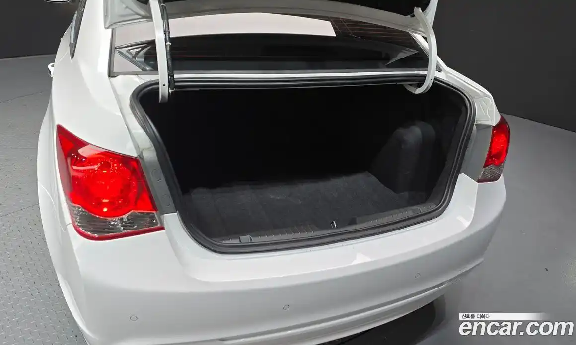 Chevrolet Cruze 2014 1.4 автомат (гидро), фото 26
