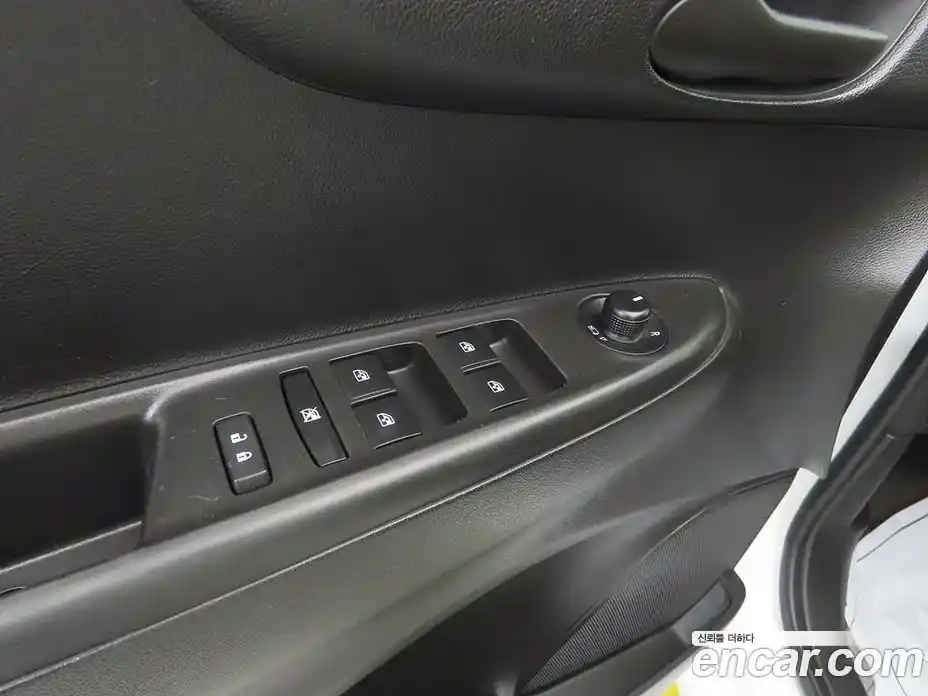 Chevrolet Spark 2016 1.0 автомат (гидро), фото 14