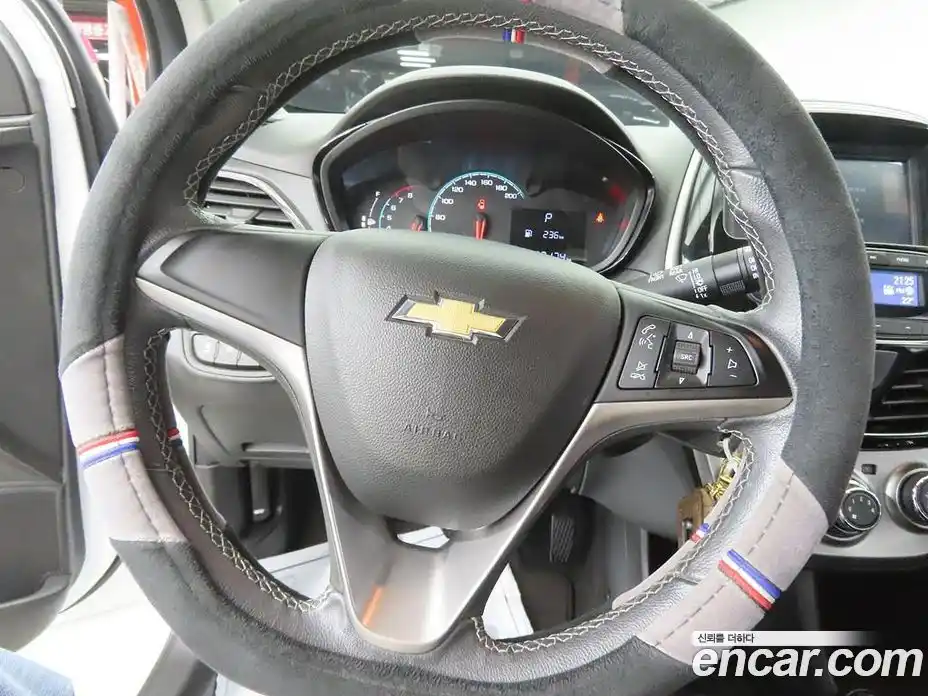 Chevrolet Spark 2016 1.0 автомат (гидро), фото 8