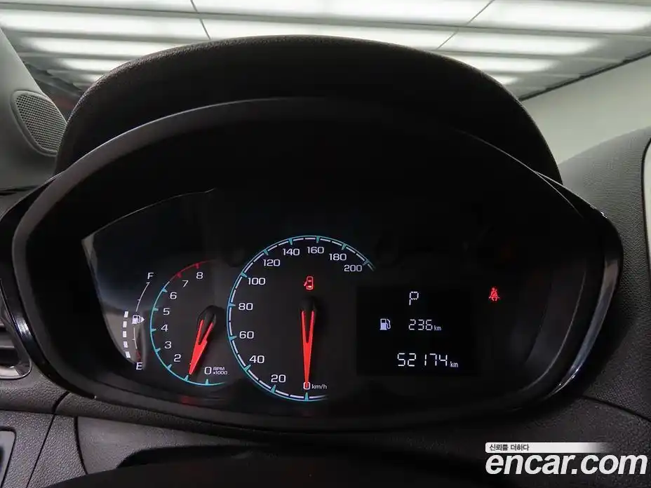 Chevrolet Spark 2016 1.0 автомат (гидро), фото 9