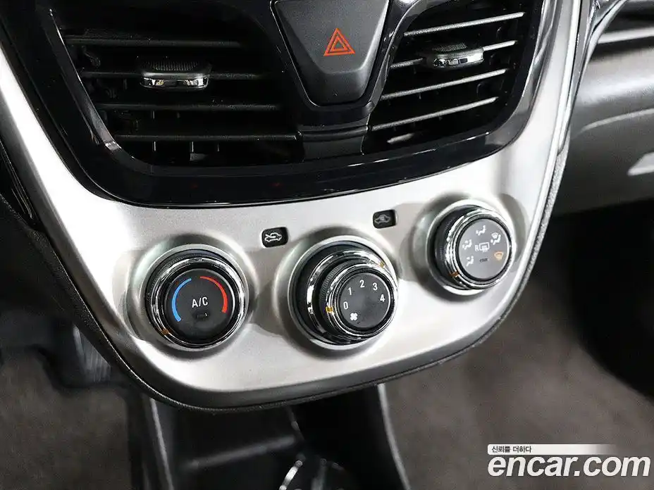 Chevrolet Spark 2017 1.0 автомат (гидро), фото 15