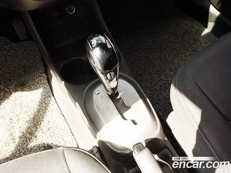 Chevrolet Spark 2019 1.0 автомат (гидро), фото 10