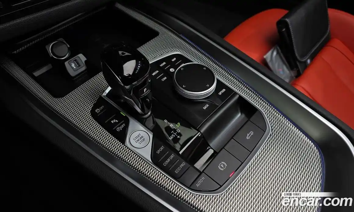 BMW Z4 2025 3.0 автомат (гидро), фото 11