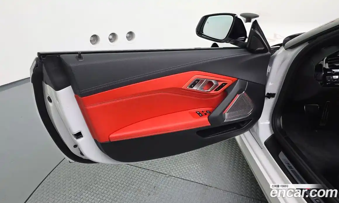BMW Z4 2025 3.0 автомат (гидро), фото 13