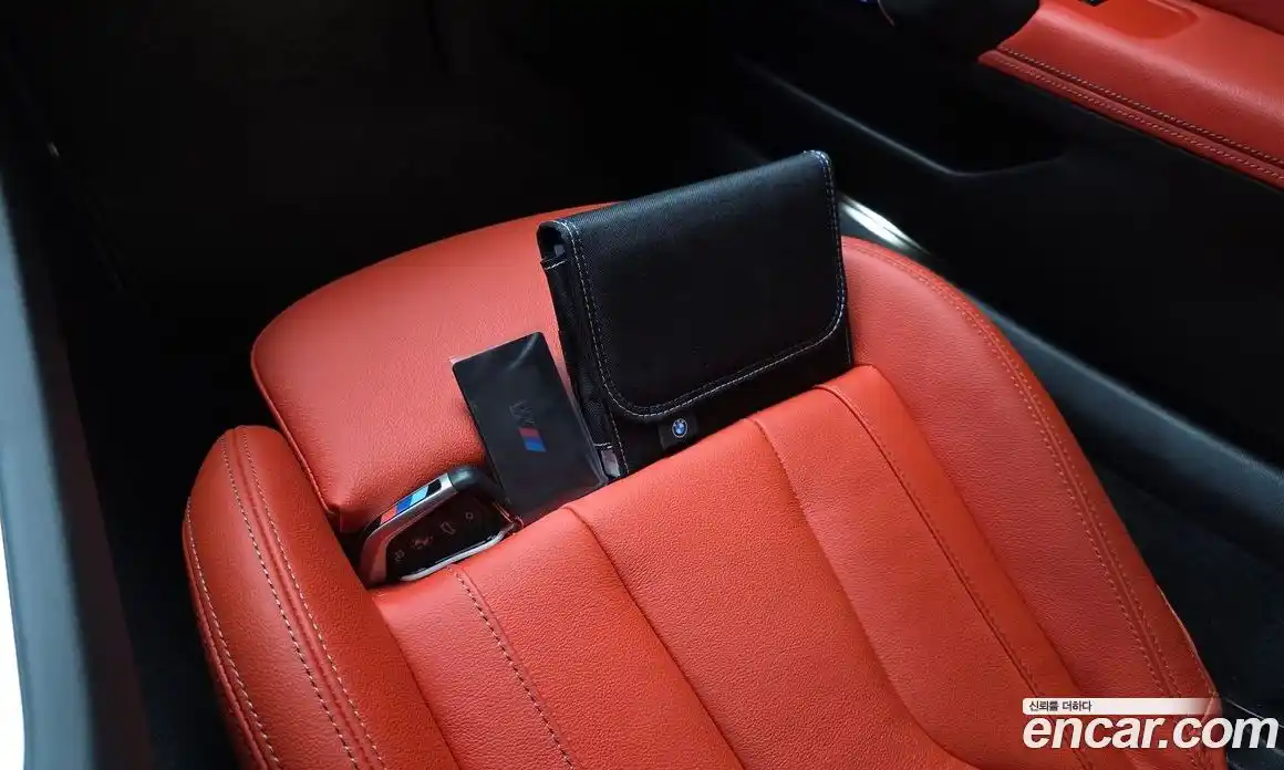 BMW Z4 2025 3.0 автомат (гидро), фото 23