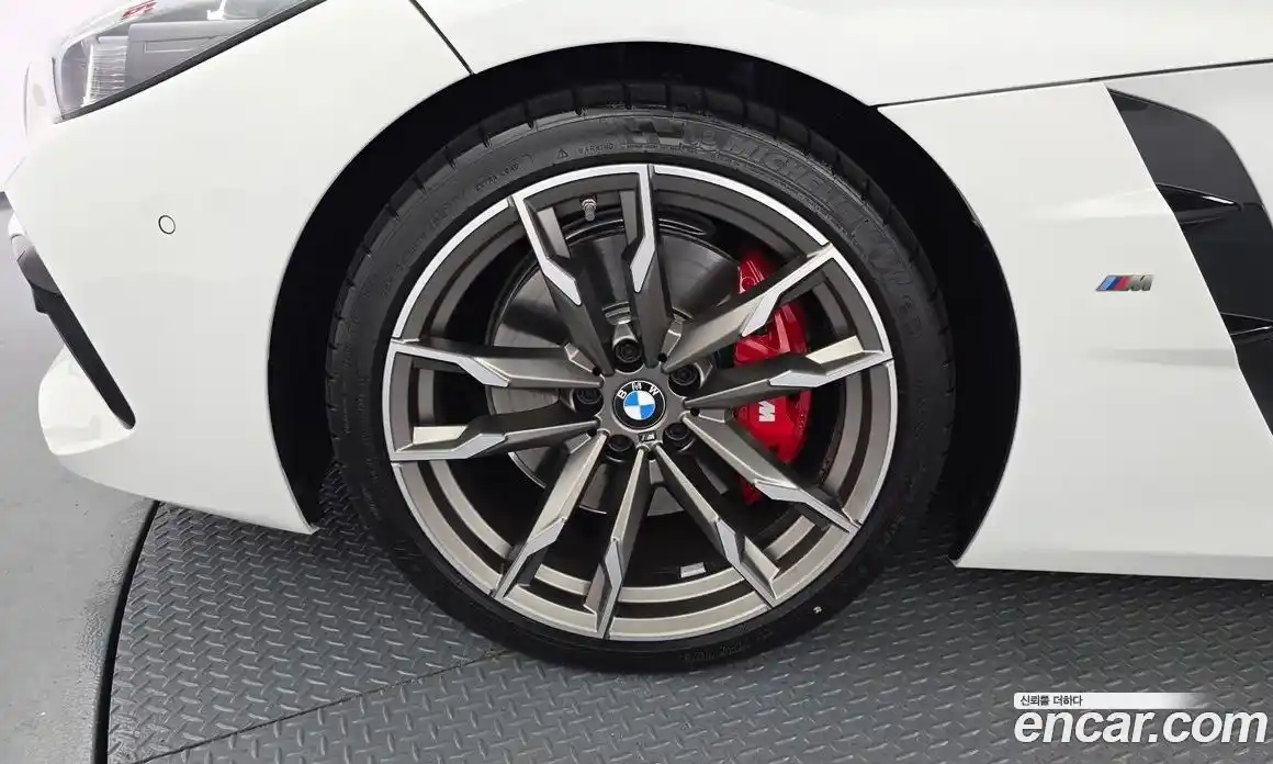 BMW Z4 2025 3.0 автомат (гидро), фото 4
