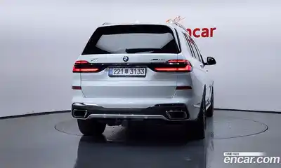 BMW X7 2025 3.0 автомат (гидро), миниатюра 4