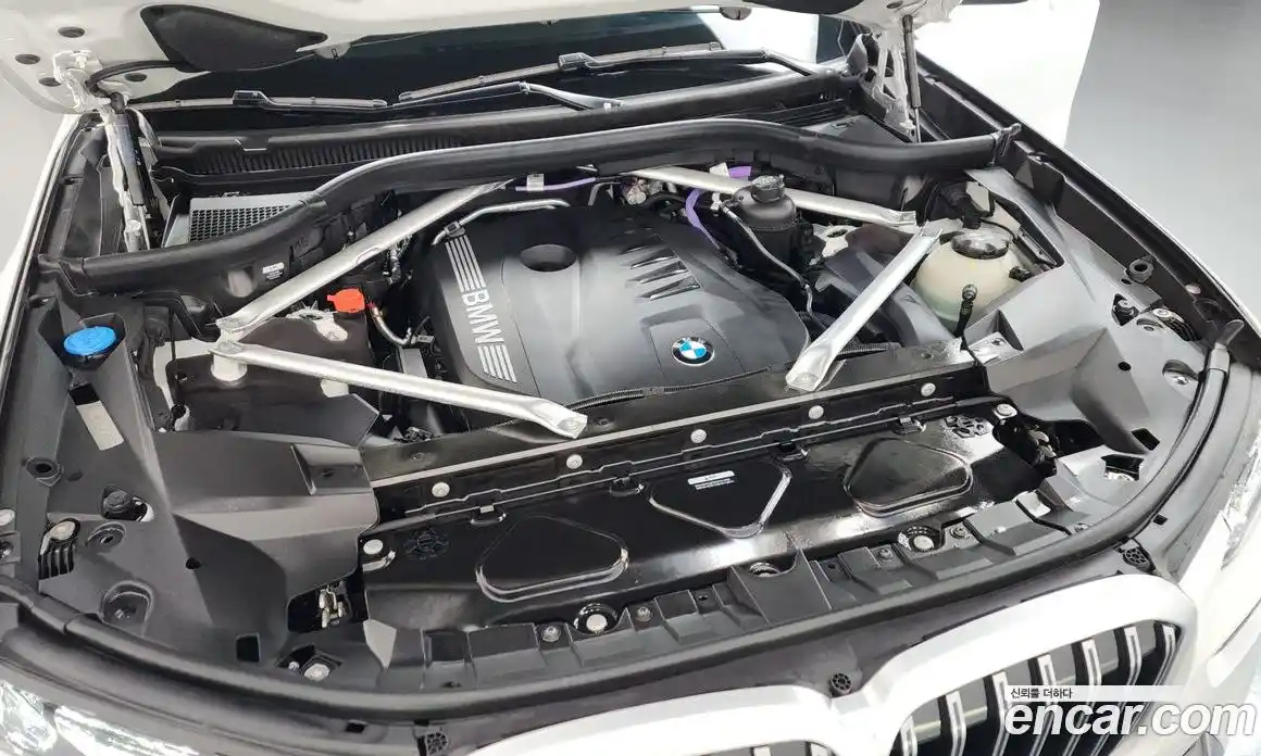 BMW X7 2025 3.0 автомат (гидро), фото 6