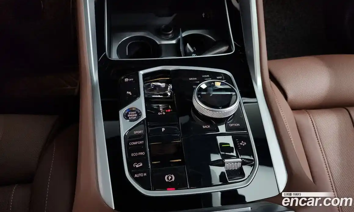 BMW X6 2025 3.0 автомат (гидро), фото 12