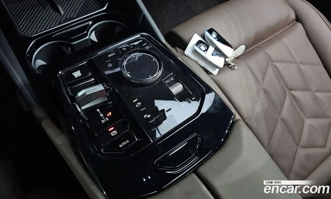 BMW 5 серия 2024 2.0 автомат (гидро), фото 12