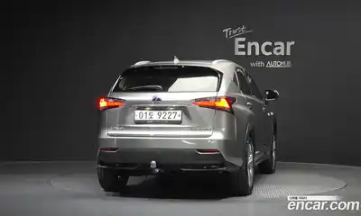 Lexus NX 2017 2.5 автомат (гидро), миниатюра 4 Lexus NX 2017 2.5 автомат (гидро), миниатюра 4