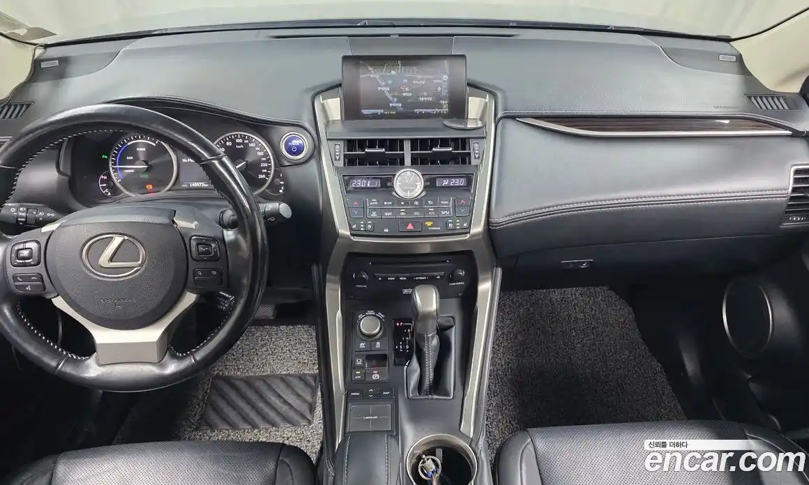 Lexus NX 2017 2.5 автомат (гидро), фото 7 Lexus NX 2017 2.5 автомат (гидро), фото 7