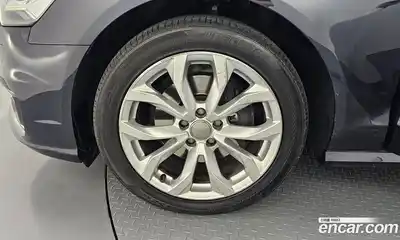 Audi A6 2016 2.0 автомат (гидро), миниатюра 5