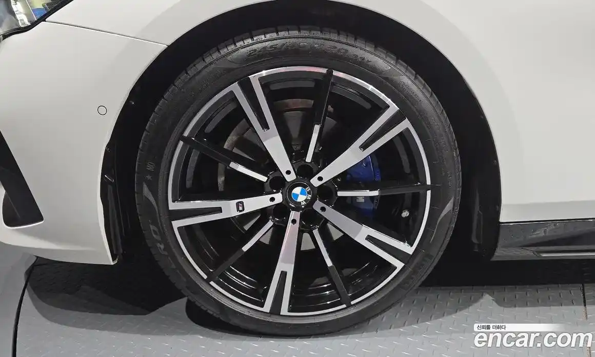 BMW 5 серия 2024 2.0 автомат (гидро), фото 5
