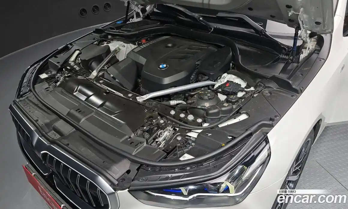 BMW 5 серия 2024 2.0 автомат (гидро), фото 6
