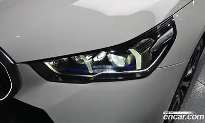 BMW 5 серия 2024 2.0 автомат (гидро), миниатюра 8