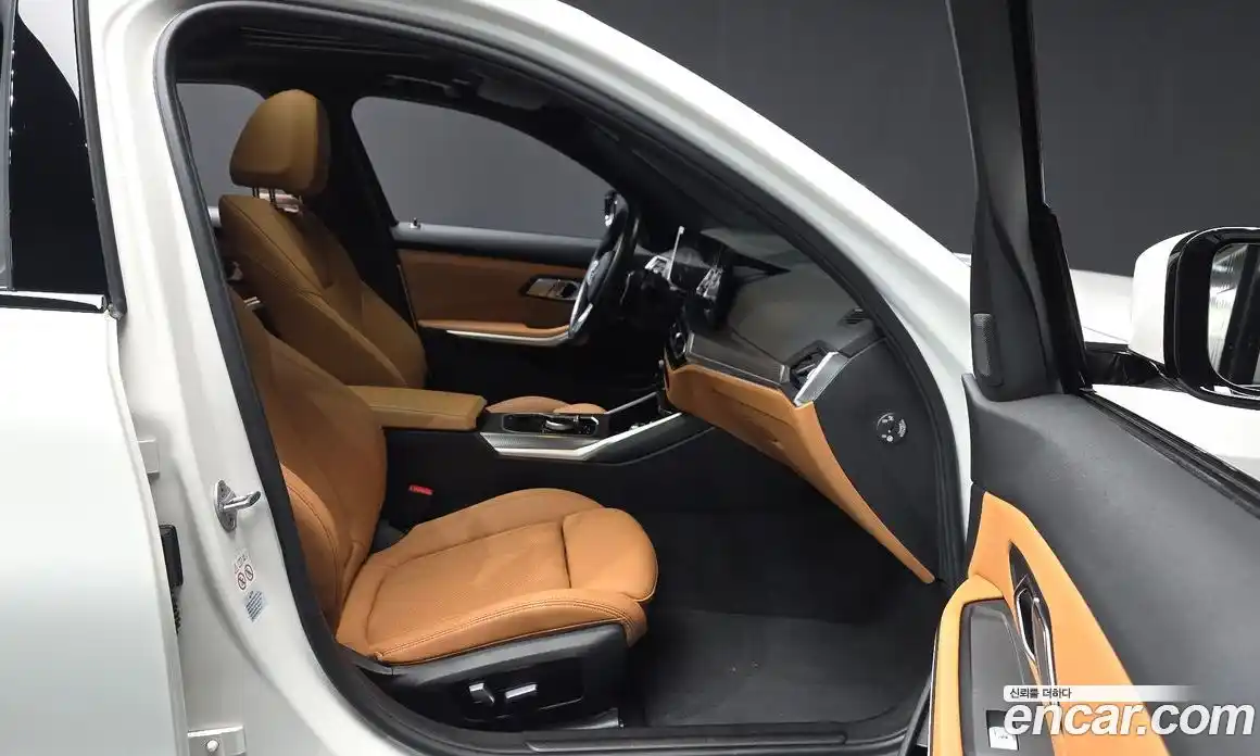 BMW 3 серия 2023 2.0 автомат (гидро), фото 17