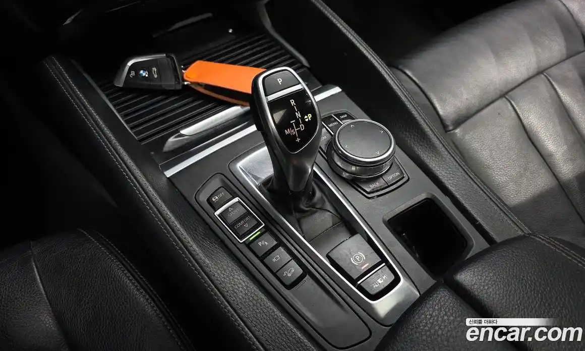 BMW X6 2017 3.0 автомат (гидро), фото 9