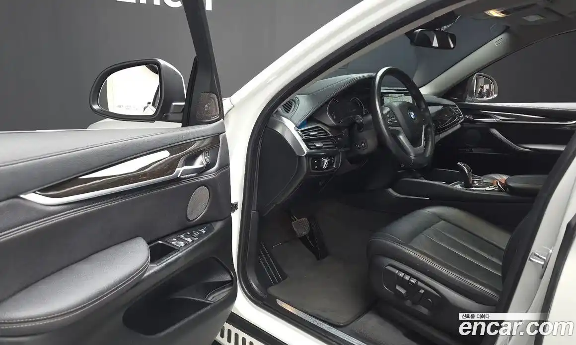 BMW X6 2017 3.0 автомат (гидро), фото 10
