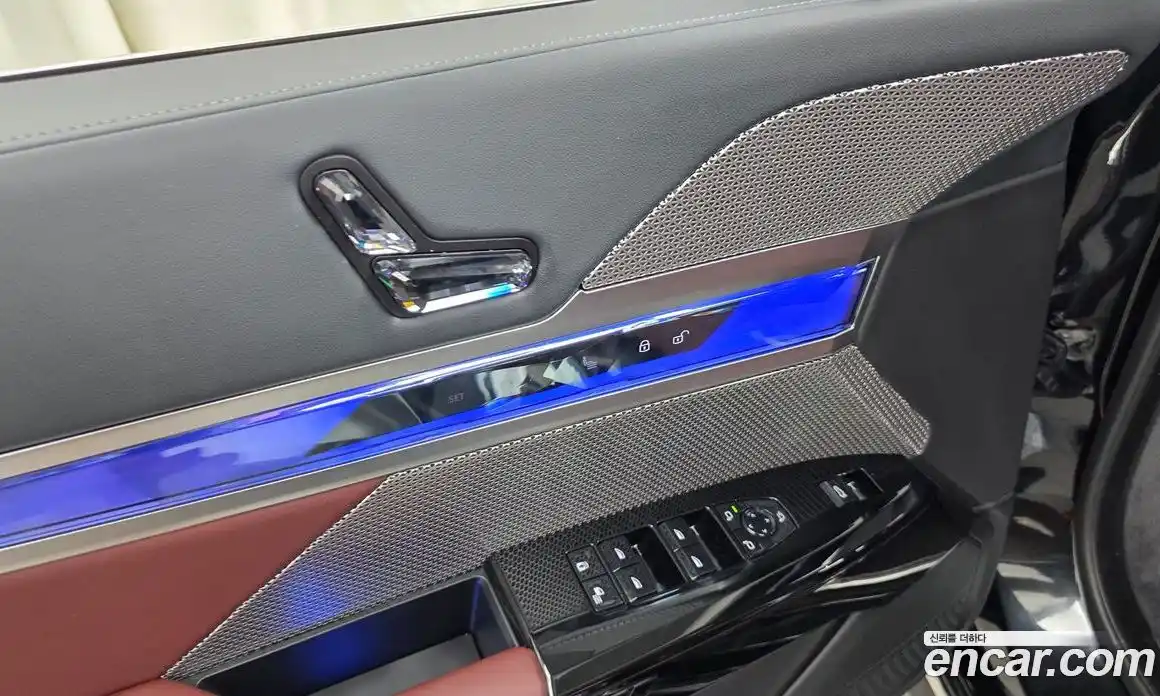 BMW 7 серия 2024 3.0 автомат (гидро), фото 27