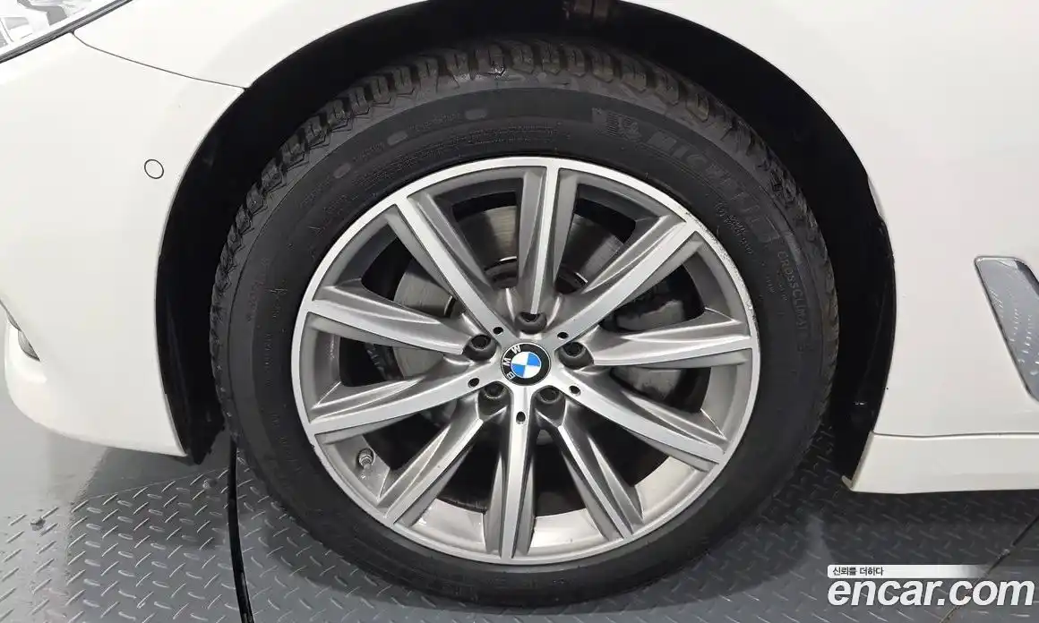 BMW 5 серия 2019 2.0 автомат (гидро), фото 5
