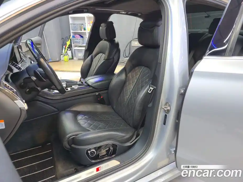 Audi S8 2014 4.0 автомат (гидро), фото 16
