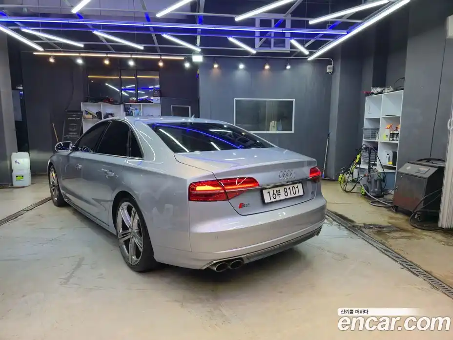 Audi S8 2014 4.0 автомат (гидро), фото 6