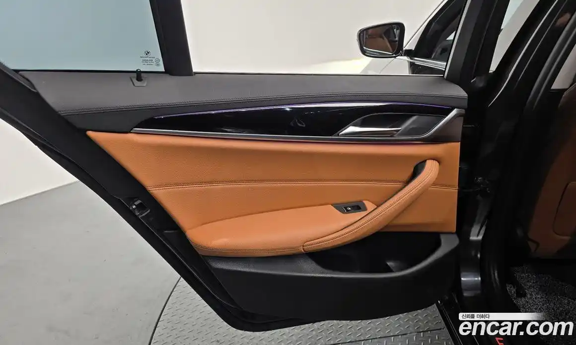 BMW 5 серия 2019 2.0 автомат (гидро), фото 15