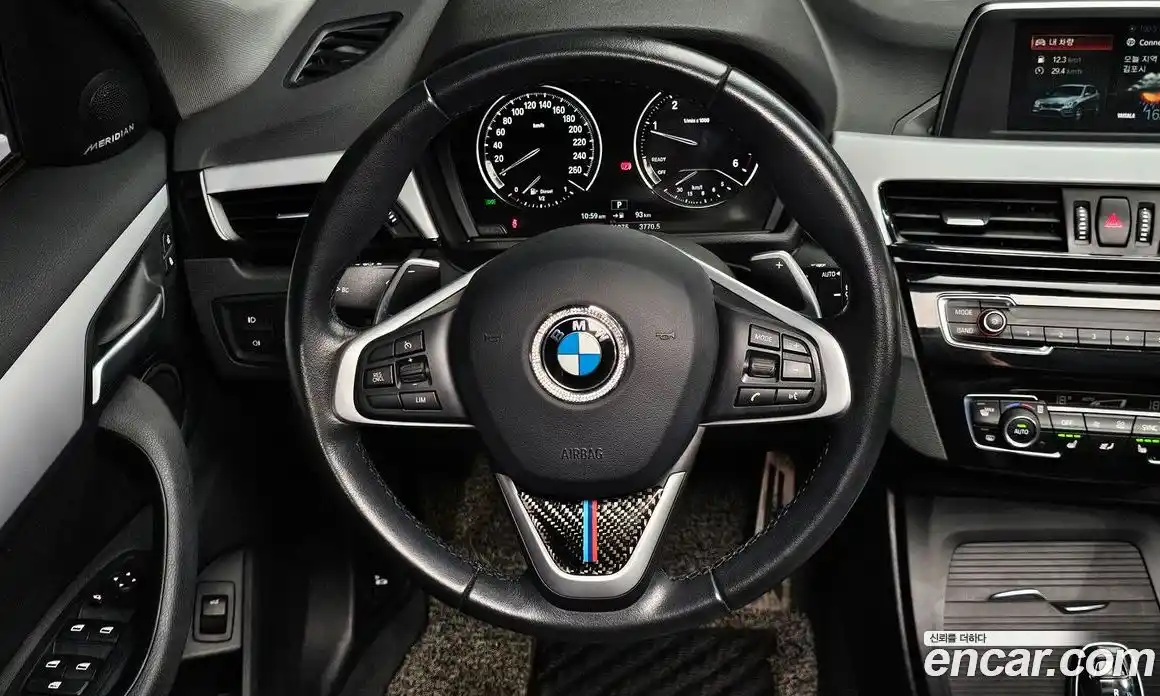 BMW X1 2019 2.0 автомат (гидро), фото 19
