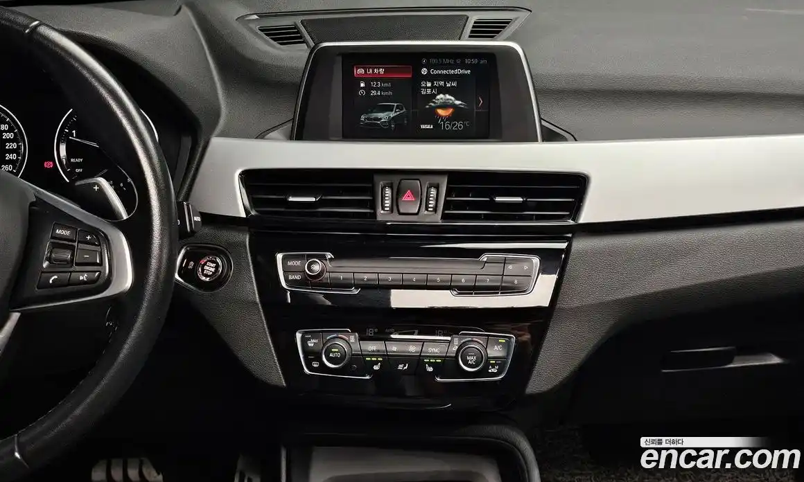 BMW X1 2019 2.0 автомат (гидро), фото 20