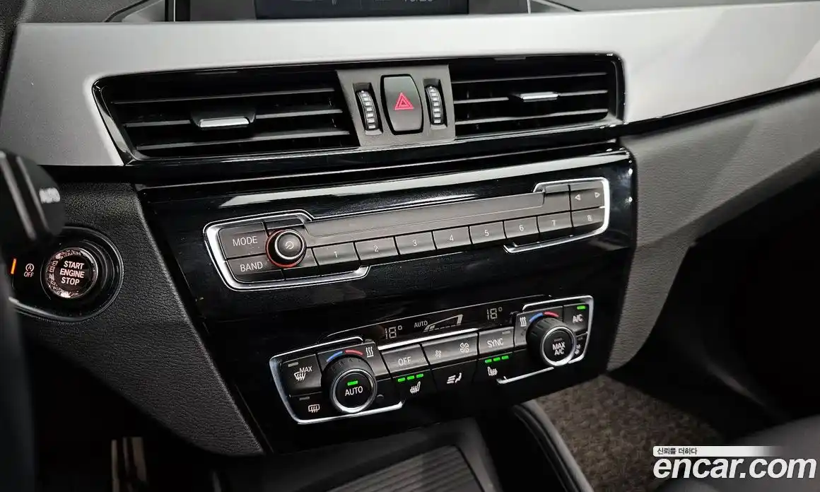 BMW X1 2019 2.0 автомат (гидро), фото 22
