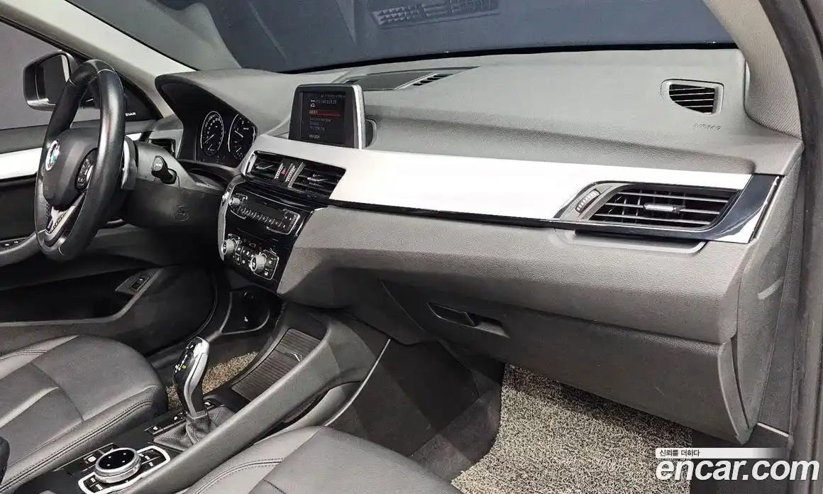 BMW X1 2019 2.0 автомат (гидро), фото 30